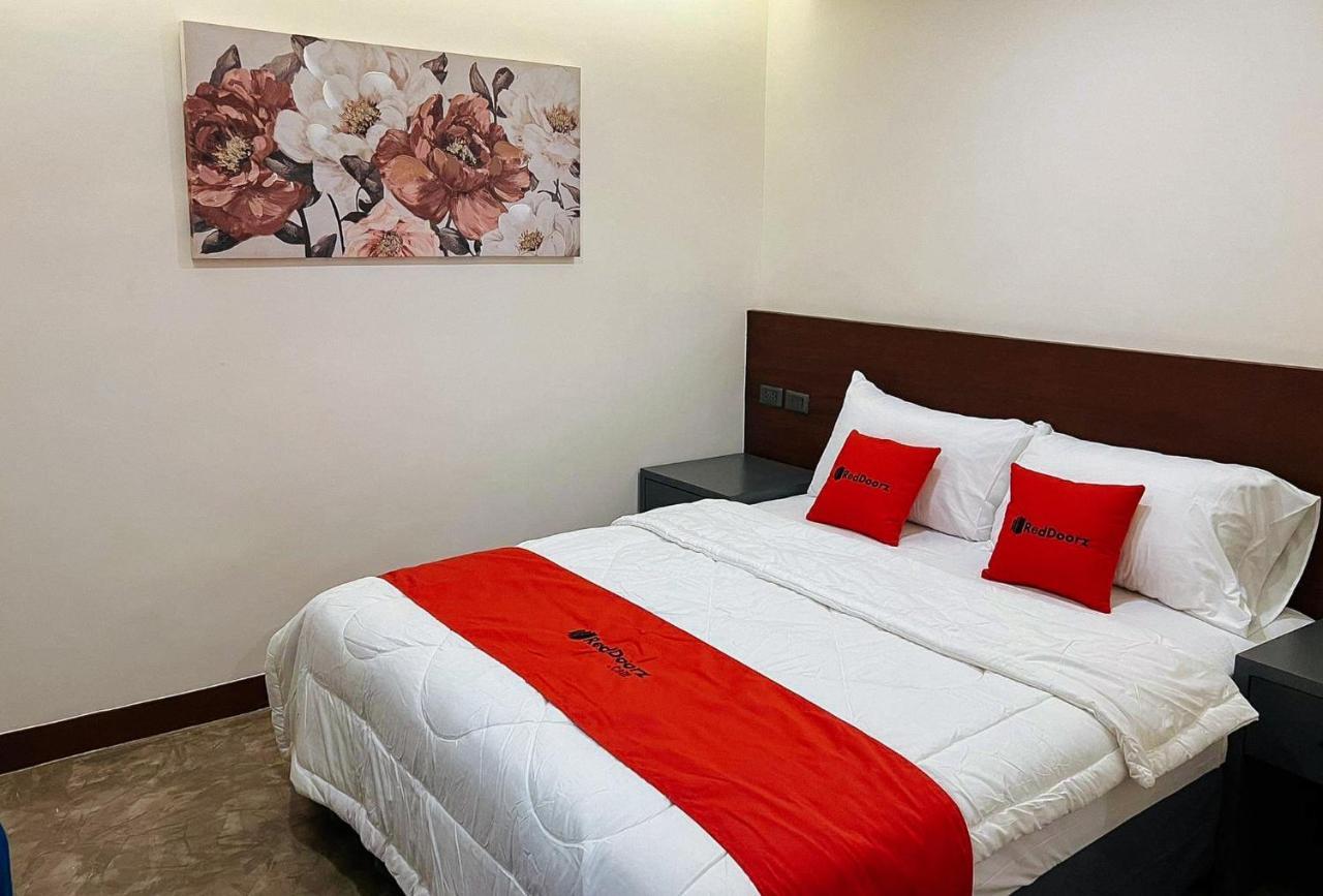 Reddoorz Plus @ Toshiko Boutique Hotel Koronadal City Εξωτερικό φωτογραφία